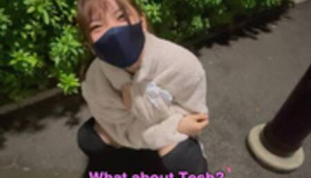 可愛い女子大生が野外露出で恥じらい丸見え放尿！超リアルなプライベートSEXでたっぷり中出し♡RYO＆YUU♡素人カップル/歳の差/10代/スタイル抜群/美少女/English subtitles