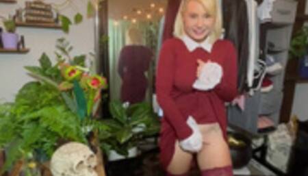 Sabrina Needs Your Help! (Trying on clothes, cosplay, riding, creampie encouragement)