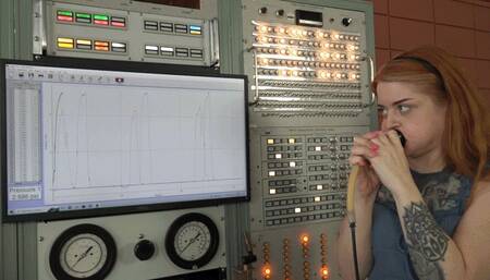 Jasper Stretches Her Face and Tests Her Blowing Pressure (MP4 - 720p)