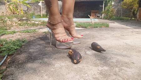 Trampling and crushing fruits and vegetables is my greatest pleasure(3)