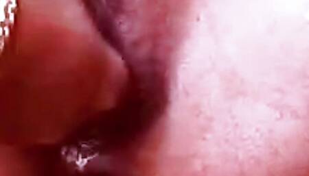 Indian hot bhabhi ne chut me fingering krke Pani nikala