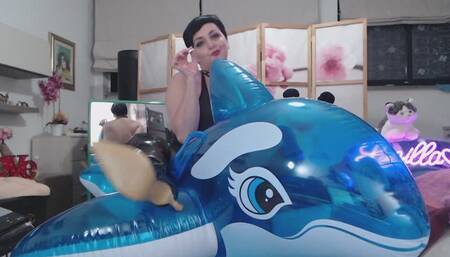 Relaxing and popping blue dolphin with cigarette (1920x1080x30fps)