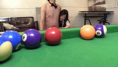 Suddenly! If only the "sleazy chair" was as much a matter of course as tea and coffee in this world of hospitality