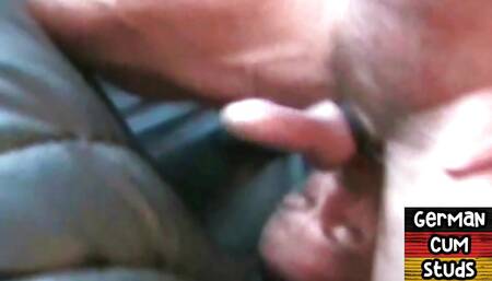 German amateur muscled DILF fucks BFs asshole at home