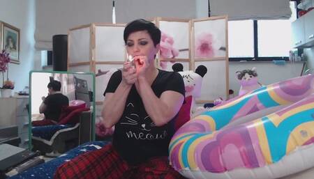 Cigpop my new pink swim ring (1920x1080x30fps)