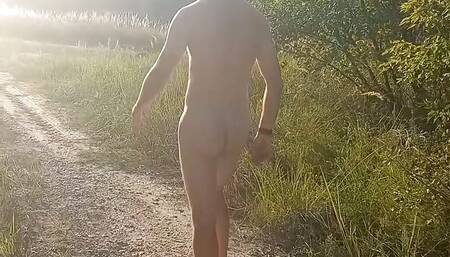 Nudist Alexandro