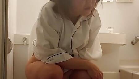 Toilet in Kumamoto Hotel Day1