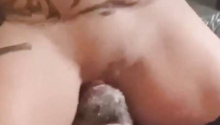 Sexy Amateur MILF Orgasm Multiple Times From Fantastic Faceriding