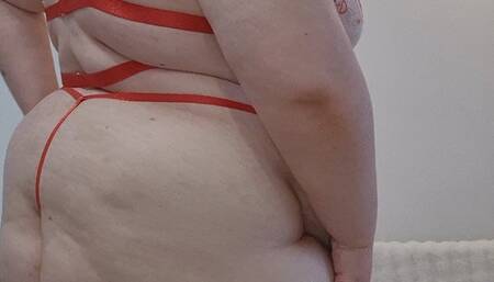 The Charm of Curvy Shapes: My Gorgeous Butt