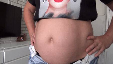 You both bump your belly together 3sa Bl