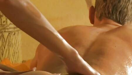 Erotic Full Body Sensual Massage Lady