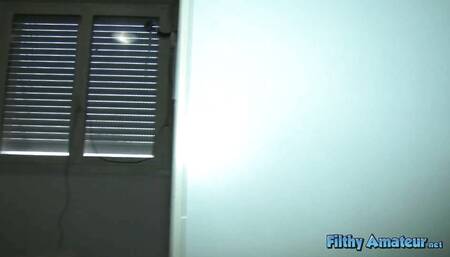 Incredible anal fisting of the Sicilian milf