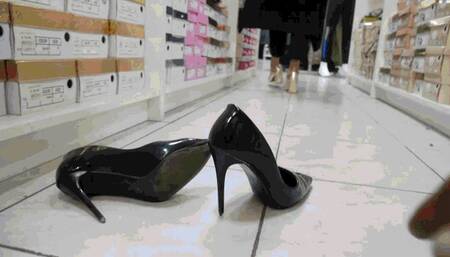 Shoe Hunter 36 WMV (1920x1080) FHD