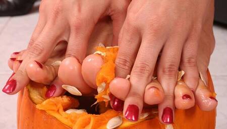 Charming Eve's stripping sex