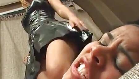 Foot Fetish - Leatherbound Femme, Diana Lins