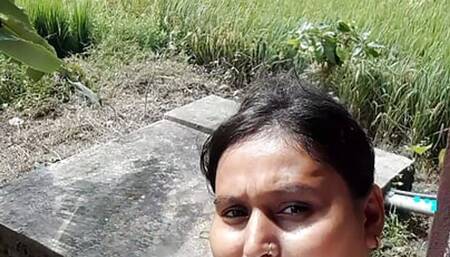 puja bhabhi mast maal