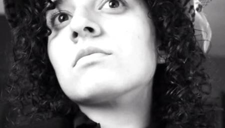 Singing tango Gricel and Nature