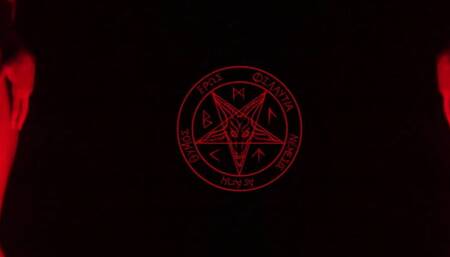 Nerull_Couple - Lady Unrull getting ready for Halloween