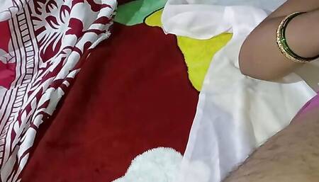 Romance with a hot Indian Bengali bhabhi with a sexy figure full desi porn video Indian Cute Desi nude