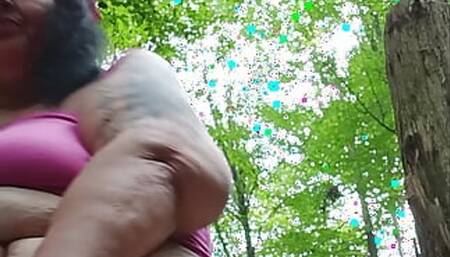 Pussy Rivers a Flowing Pissing Shes a Showing Treesome Ho We Go