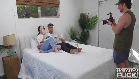 2025 Rizz! Most Attractive College Jock Fucks Latina.