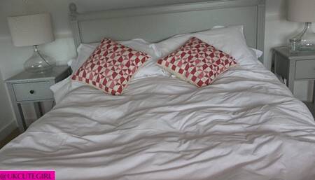 Pussy Spreading Cum Slut