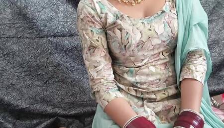 Father-in-law fuck Newly married Bahu when her husband going to job