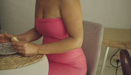 Pink dress stuffing (no sound)