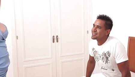 For Perla Rubia, the more YOUNG ROOKIES the better! She's having a GREAT THREESOME!