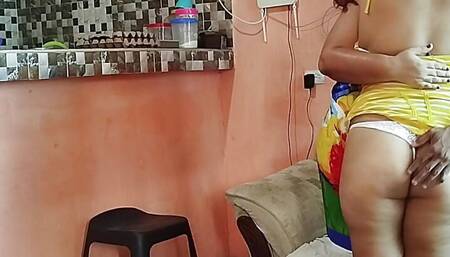 Perverted stepfather is unfaithful to his wife with his big-ass stepdaughter who likes his cock