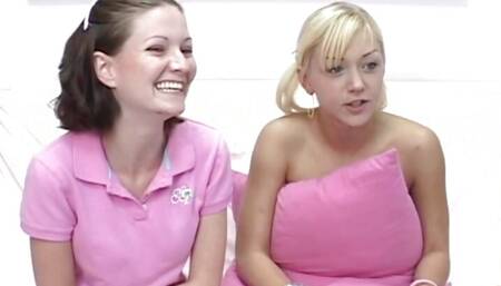 Lil Lexy Teen 69 position and Vibrator into Pussy Live