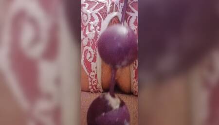 My pussy makes cum from horniness