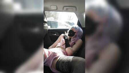 Huge Cumshot Close to a Stranger While Blindfolded