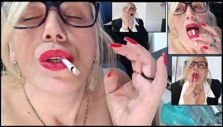 00077 # hot secretary