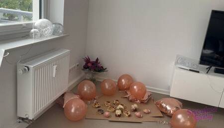 Sneaker-Girl Mia Moon - After Birthday Party Crush