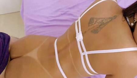 Naughty and brunette Latina came to give her ass, she wanted me to break in hard