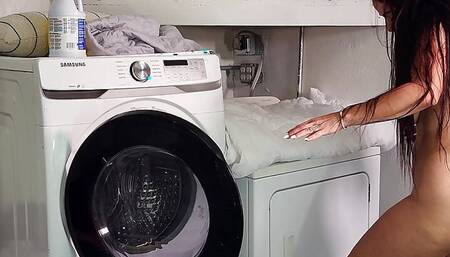 Sexy Solos: Miss Raquel