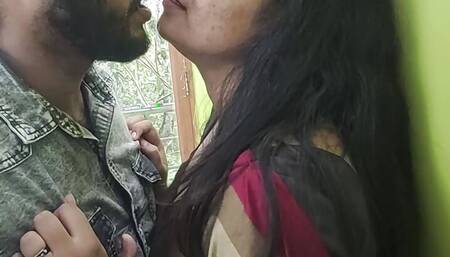 Saree romance part 1 Long lip lock, Vaishnavy and Sharun Raj hot saree long lip lock romance, Mallu couple hot kiss romance