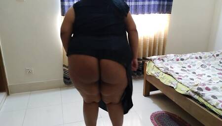 Exchange 500 Rupees From Saudi Street to Fuck Indian 20 Year Old Girl with Huge Boobs to Hotel Room