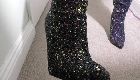 Belle O'hara - Glitter Boots