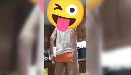 Morning coffee til Cumshot, Rafael's typical morning