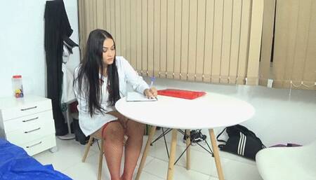 treatment gaseous farts by Kiara, Anita and susie cam by Aline full hd