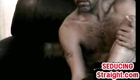 Amateur Black str8 stud sucked by gaydaddy in vintage BJ