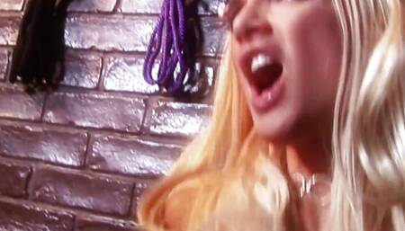 Two Big Tits Bitches Were Holding an Asian Guy in a Cell