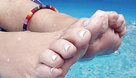 My Girlfriend's sun kissed soles