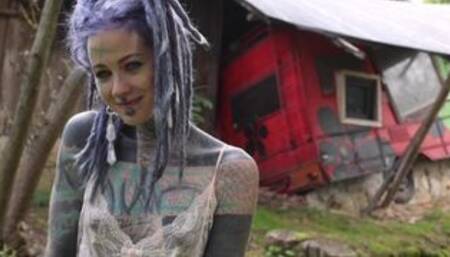 Erotic video shooting with Anuskatzz / Video by: Anna_edd19 (Instagram) / Sensual tattoo ink SFW