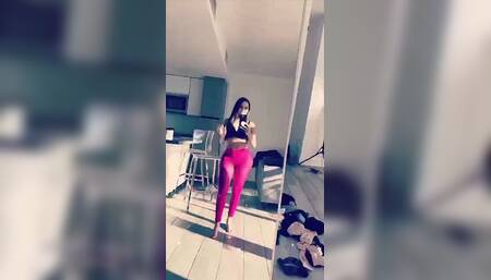 This lucky sub traveled all the way here to fuck me ????