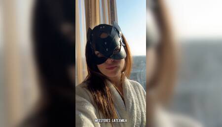 Wakker worden met Mrs LatexMila