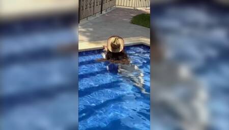 نيك خلفي بغرفة الفندق