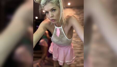 Geile dienstmeisjes komen kei hard klaar????